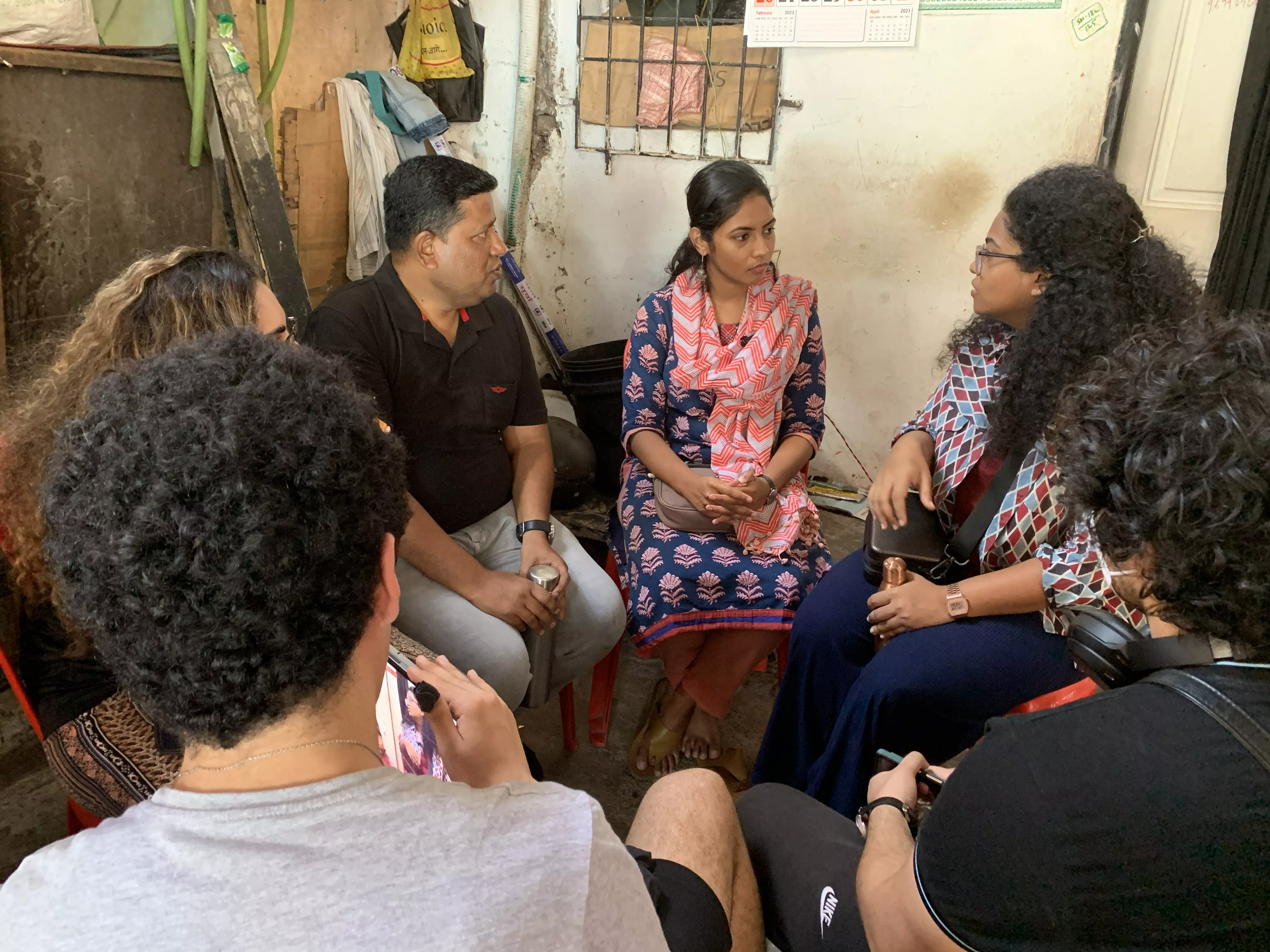 The students in conversation with Samya Korde          