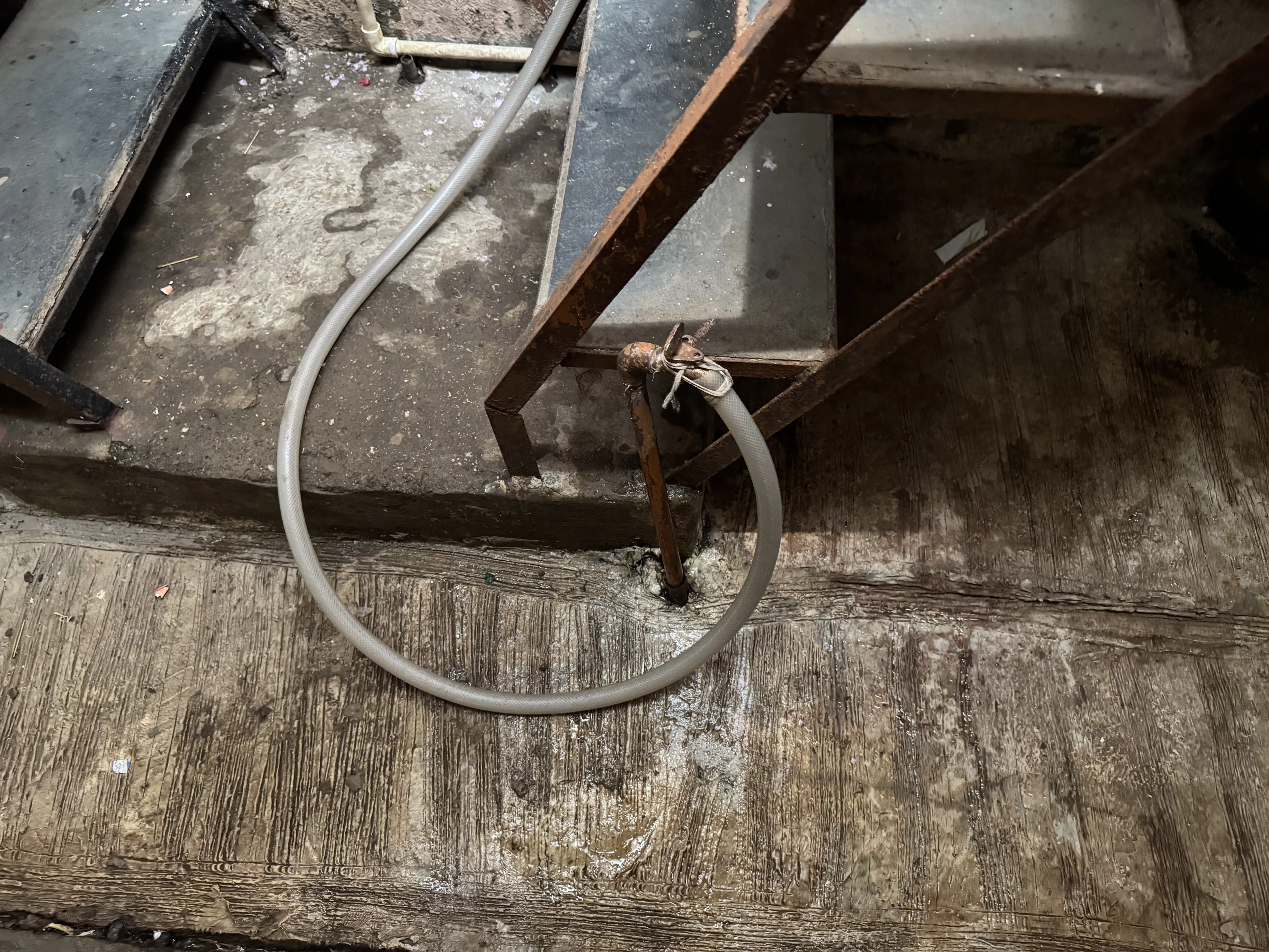 Flexi-piped connection