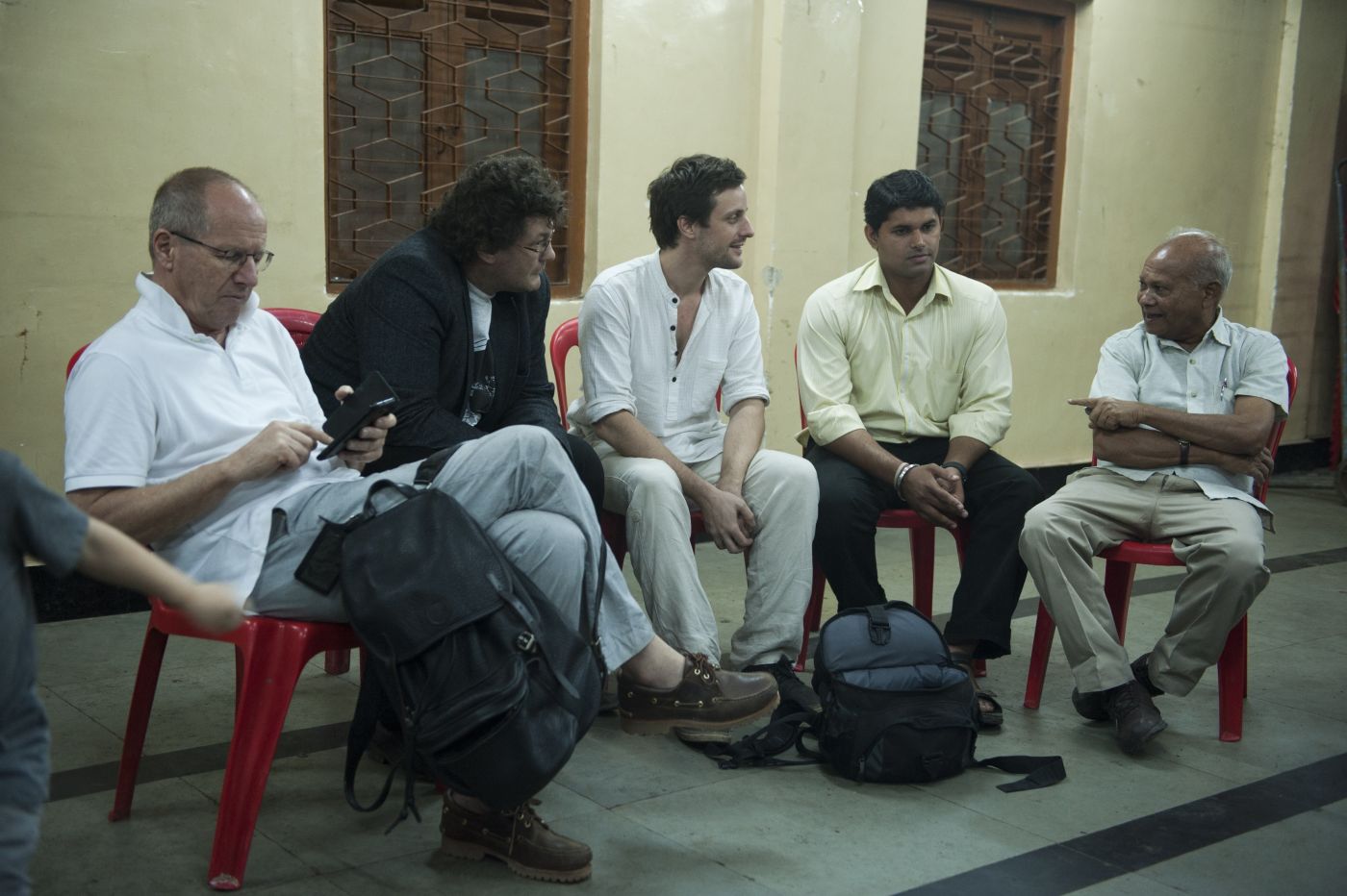 From the Left: Pierre Frey (author of Learning from Vernacular), Vincent Kaufmann (Director of LASUR), both professors at the Swiss Polytechnic Institute of Lausanne (EPFL). From the right: Bhau Korde (social activist in Dharavi), Himanshu Keny (resident of Koliwada in Dharavi) and Matias Echanove (URBZ/Urbanology).