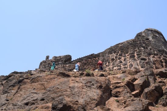 Stone masons working at the Sion Fort 