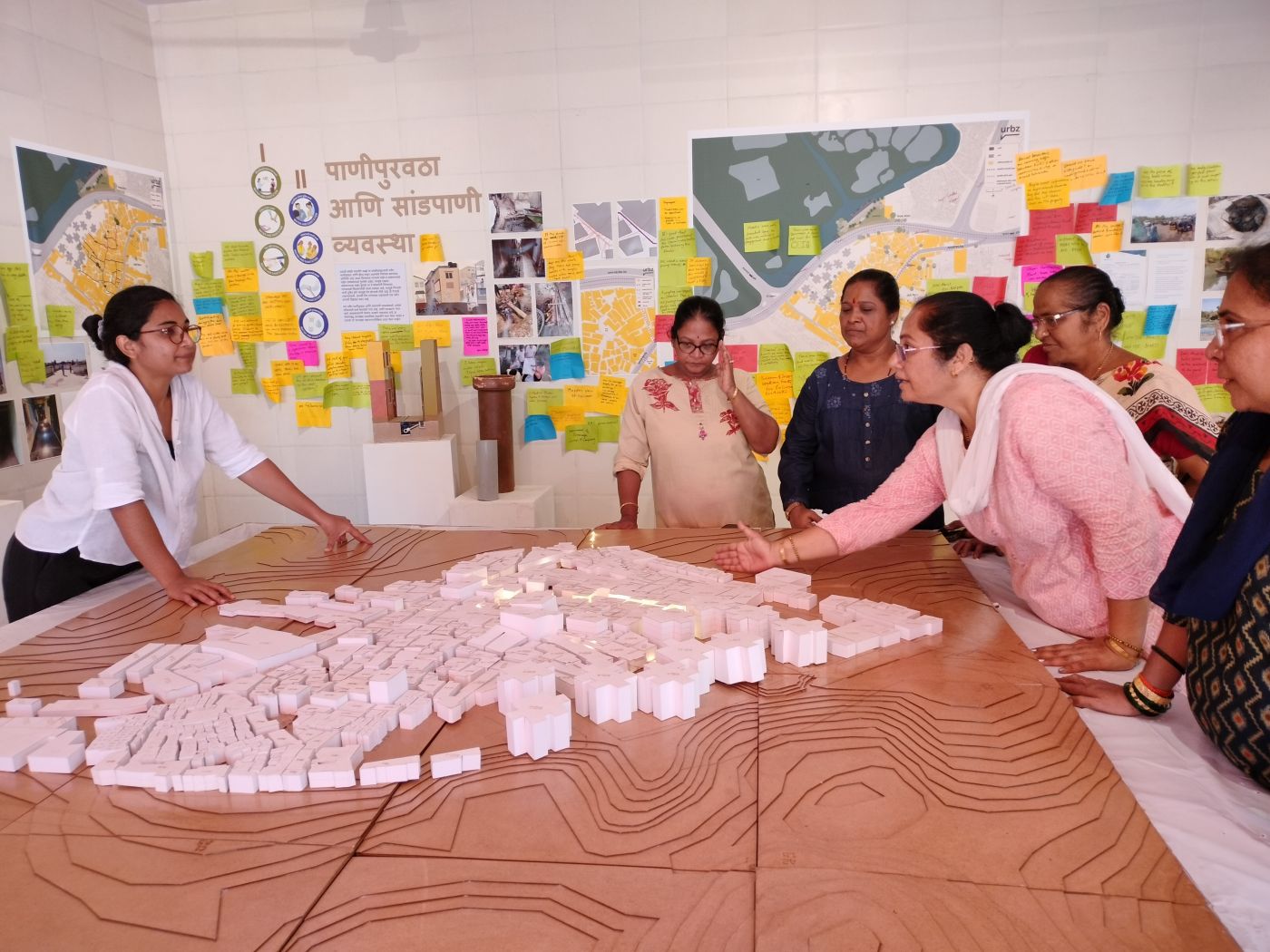 Discussions over a model of Koliwada with a Women's Self Help Group