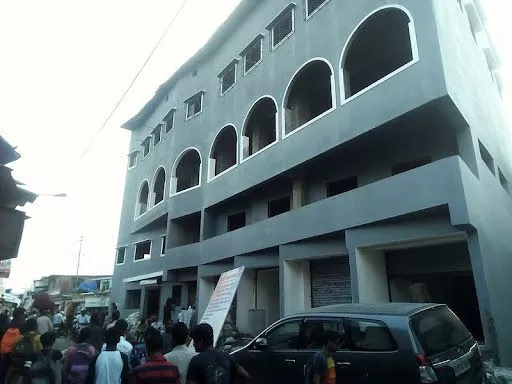 Koli Jamat building on Dharavi Main Road